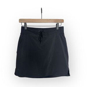 Athleta Midtown Black Skort Size 2